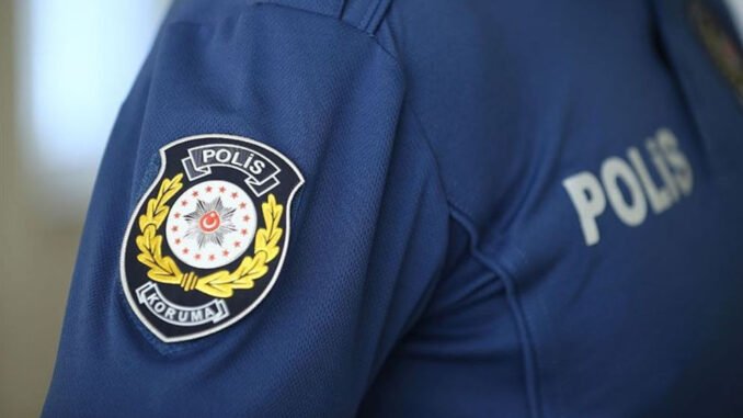 İzmir Balçova'da Polis Merkezine Silahlı Saldırı: 2 Şehit - KaravanHaber
