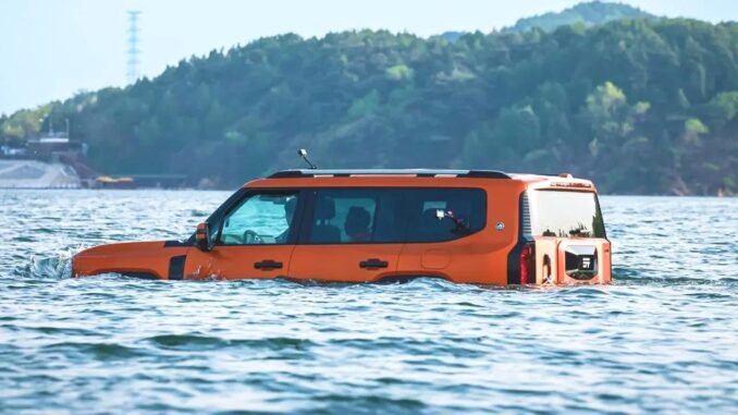Hem Suda Yüzen Hem Kara Giden Suv: Sürdürülebilirlik İçin Çok Yönlü Taşıt Çözümleri - KaravanHaber